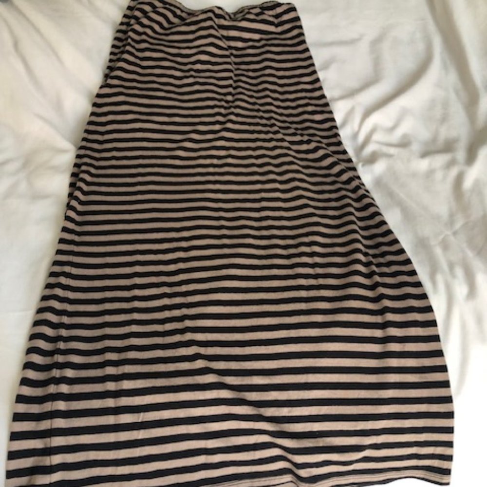 Midi tan and black skirt--Med